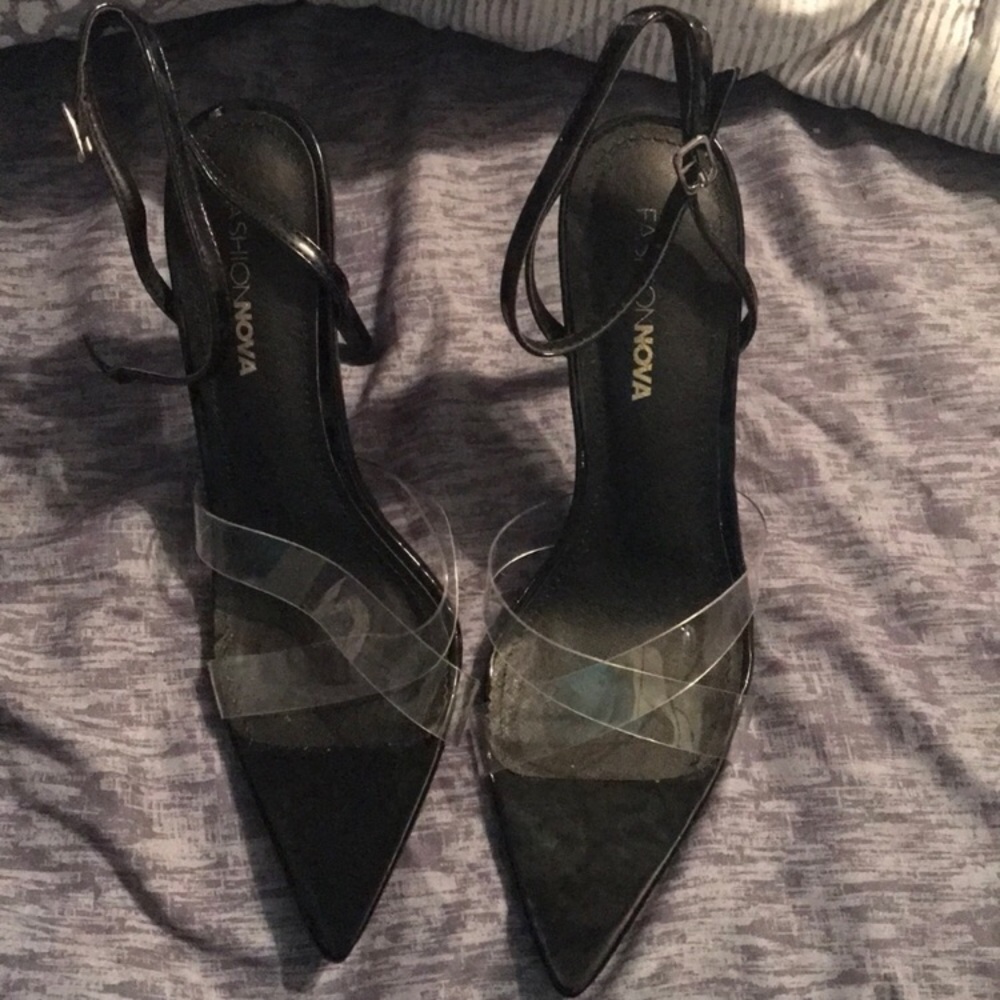 🖤FASHION NOVA HEELs - Picture 4 of 4
